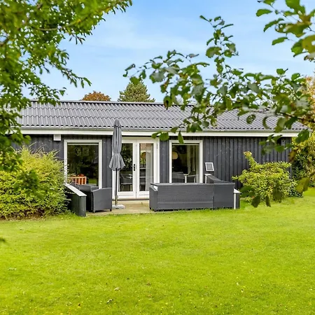 Lymke - 450m From The Sea By Interhome *