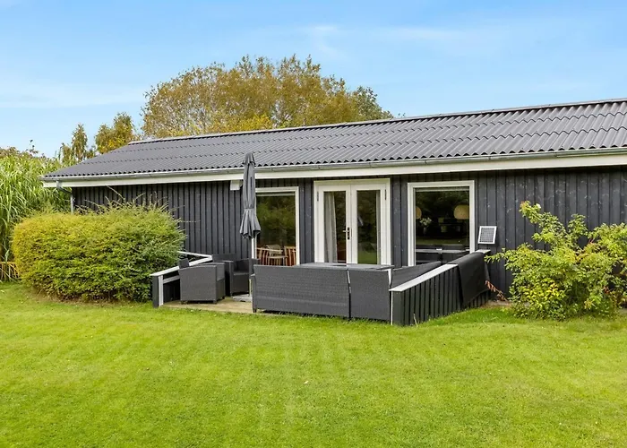 Lymke - 450m From The Sea By Interhome *